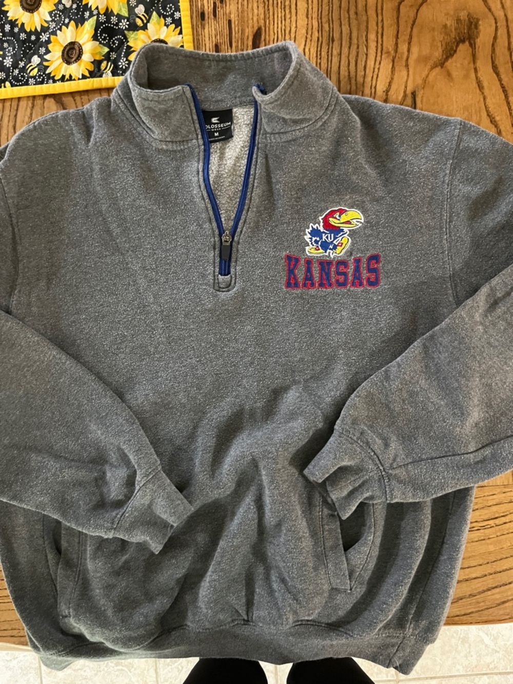 Quarter Zip Kansas JayHawks Sweatshirt Medium